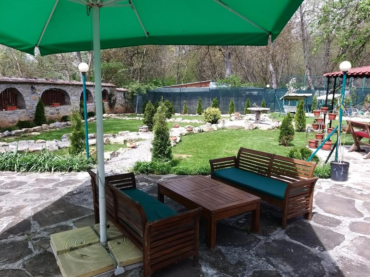 Къща За Гости "Там Край Реката " Slivek Luaran gambar